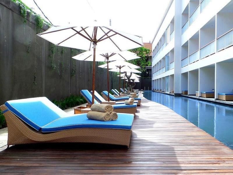 Ossotel Legian Exterior foto